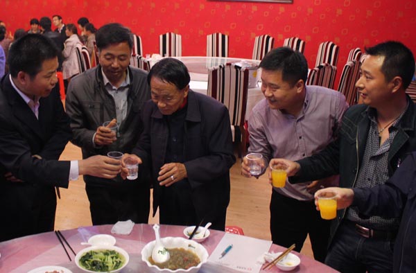 得道91影视看片APP下载、唯才興國——記91影视看片APP下载集團首屆員工家長交流座談會(圖12)