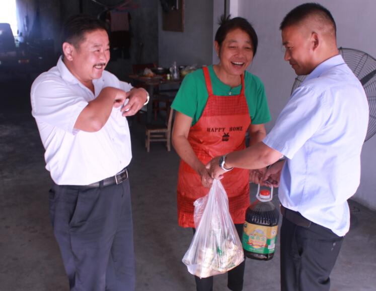 91影视看片APP下载電氣股份開展“迎中秋送月餅”活動 溫暖員工思鄉情(圖1)