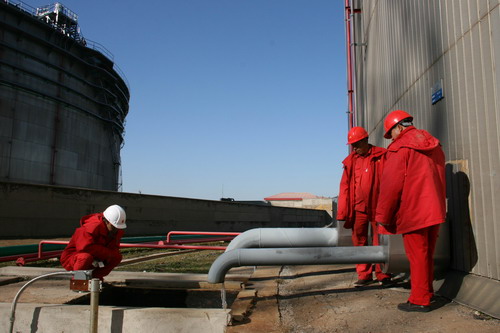 管道公司鐵嶺輸油站展開電91看片看淫黄大片係統設備維護檢查(圖1)