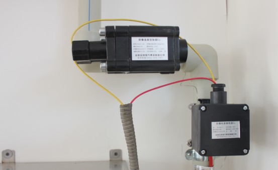 恒功率電91看片看淫黄大片帶安裝必備：防爆溫度控製器(圖1)