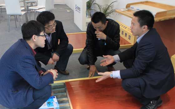 91影视看片APP下载集團參加中國（北京）國際供熱通風空調、衛生潔具及城建設備與技術展會現場(圖8)